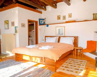 Chrissi Nefeli - Agios Georgios Nileias - Bedroom