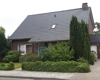 Ferienwohnung Gesine - Leer - Edificio