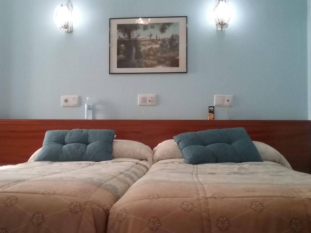 فندق كامبس - برغش - غرفة نوم