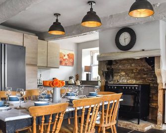 Box Tree Farmhouse - Uk47034 - 커크비 론스데일 - 다이닝룸