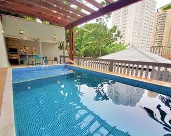 Marmeu Pitangueiras - Guarujá - Pool