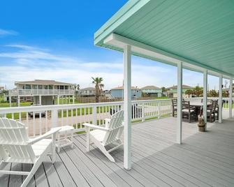 Mansvelt 3 - Sea Glass Cottage - Jamaica Beach - Balcony
