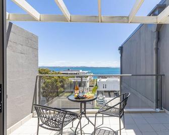 The Shoal 503 Avra Seabreeze - Shoal Bay - Balcony