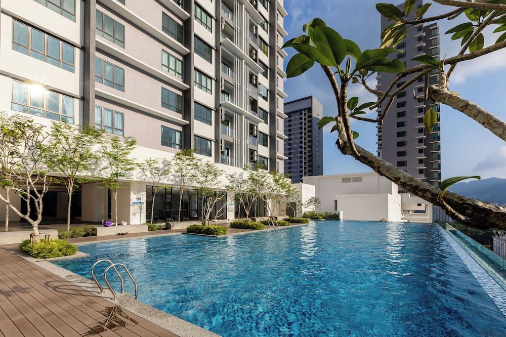 Sunshine Residence Suites - Penang - Pool