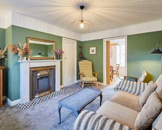 Host & Stay - Cheviot Street - Wooler - Living room