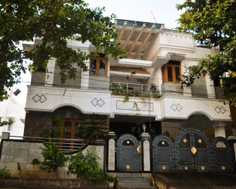 Golden Gate Serviced Apartment - Chennai - Gebäude