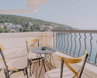 Hotel R - Antivari - Balcone