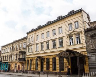 Optima Dworzec Lviv - Lviv