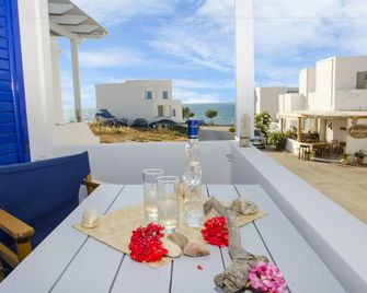 Villa Sosanna - Apollonia - Balcón