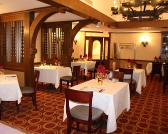 The Avalon Hotel and Conference Center - Erie - Restaurant