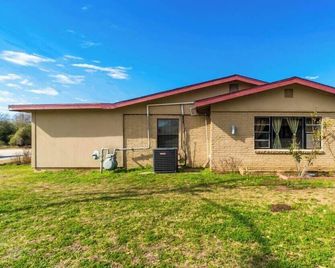 OYO Hotel Beeville -Us 181 - Beeville - Gebouw