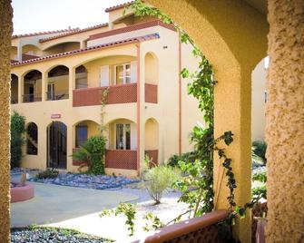 Malibu Village - Canet-en-Roussillon - Building