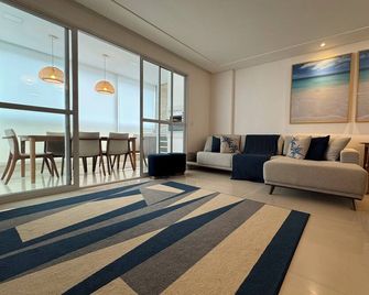 Guarapari Enseada azul! Apto de luxo com Piscina,Beira mar - Guarapari - Wohnzimmer