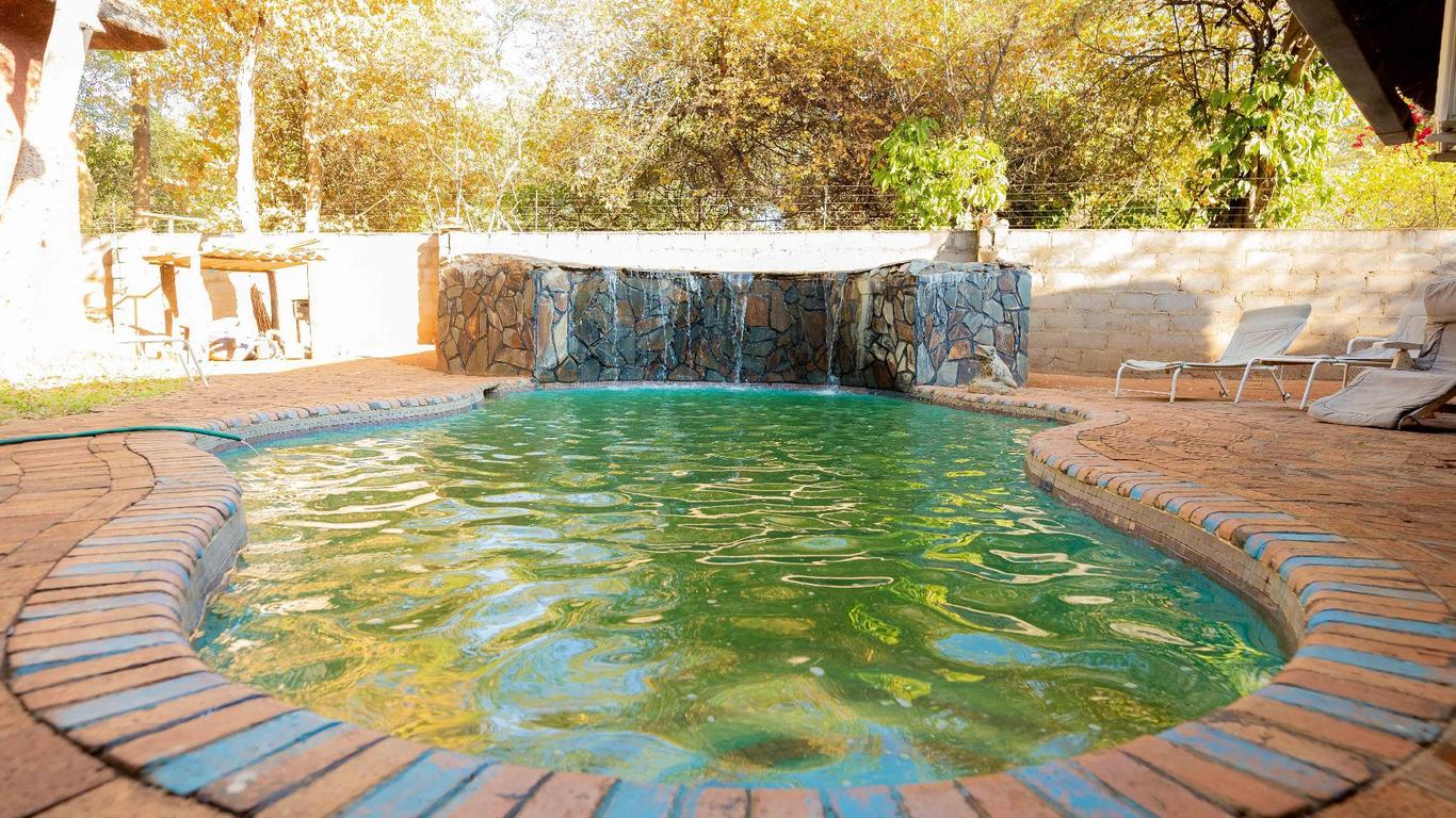 Mosi-Ua-Tunya Lodge