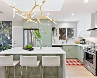 @ Marbella Lane - Sj Designer Home 3br Ldry+p - San Jose - Kitchen