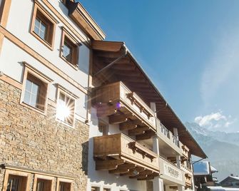 Hotel Sendlhof - Waidring - Building