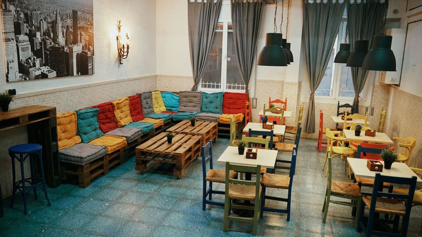 Loft Hostal - Hostel