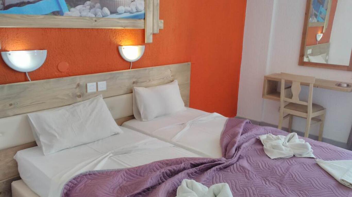 Simple Hotel Hersonissos Blue