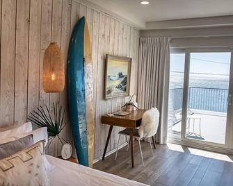 The Surfside Hotel - Stratford - Bedroom