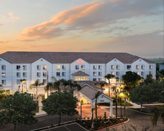Hilton Garden Inn Bakersfield - בייקרספילד - בניין