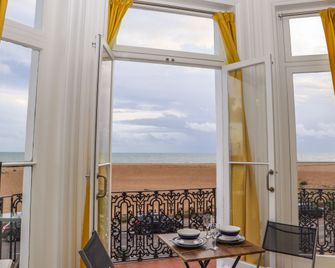 The Old Spy Headquarters - Folkestone - Outdoors view