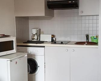 Studio 15 minutes from the Pont de Gau ornithological park - Saintes-Maries-de-la-Mer - Cucina