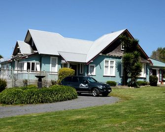Connemara Country Lodge - Awhitu - Edificio