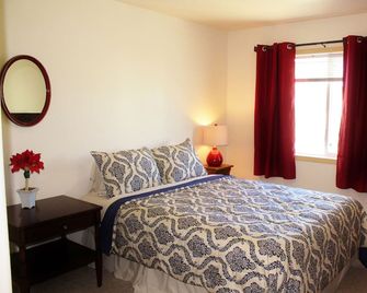 Downtown Charmer-2 bed/2 bath - Fargo - Sypialnia