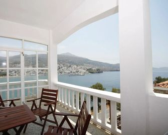 Villa Galazio - Batsi - Balkon