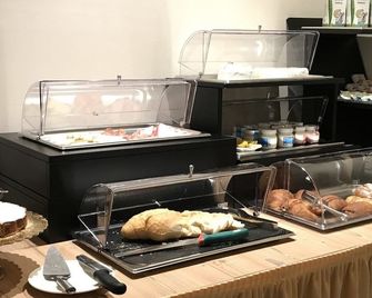 Hotel Le Cime - Val Masino - Buffet