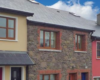 Fairfield Holiday Home (No.13) - Dingle - Byggnad