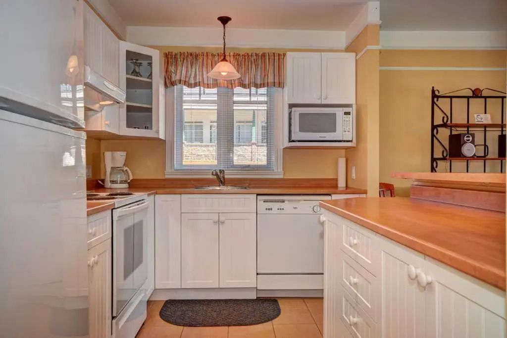 Condo Lac Archambault 314 - Saint-Donat-de-Montcalm - Cucina