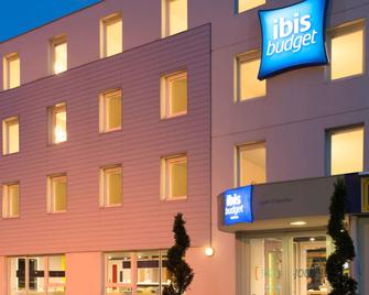 Ibis Budget Lyon Eurexpo Chassieu - Chassieu - Building