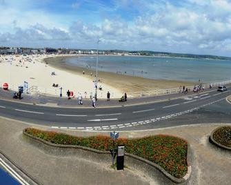 Aaran Guesthouse - Weymouth - Beach