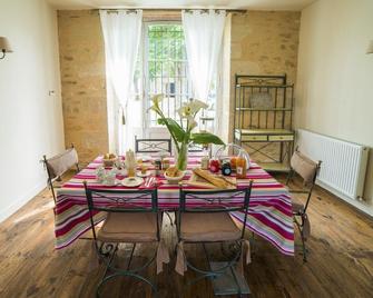Bed and Breakfast La Cordonnerie - Villandraut - Dining room