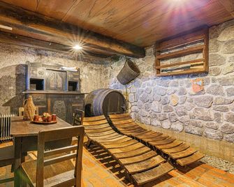 Vineyard Cottage Skatlar - Otocec - Comedor
