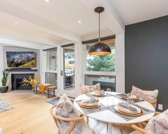 Luxurious 2 Br, 2 Ba - Aspen Core - Aspen