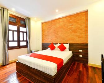 OYO 317 Kim Cuong Hotel 2 - Hanoi - Bedroom