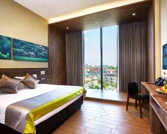Tropical Rm twin @Attractions Packed Beach Resort - Singapore