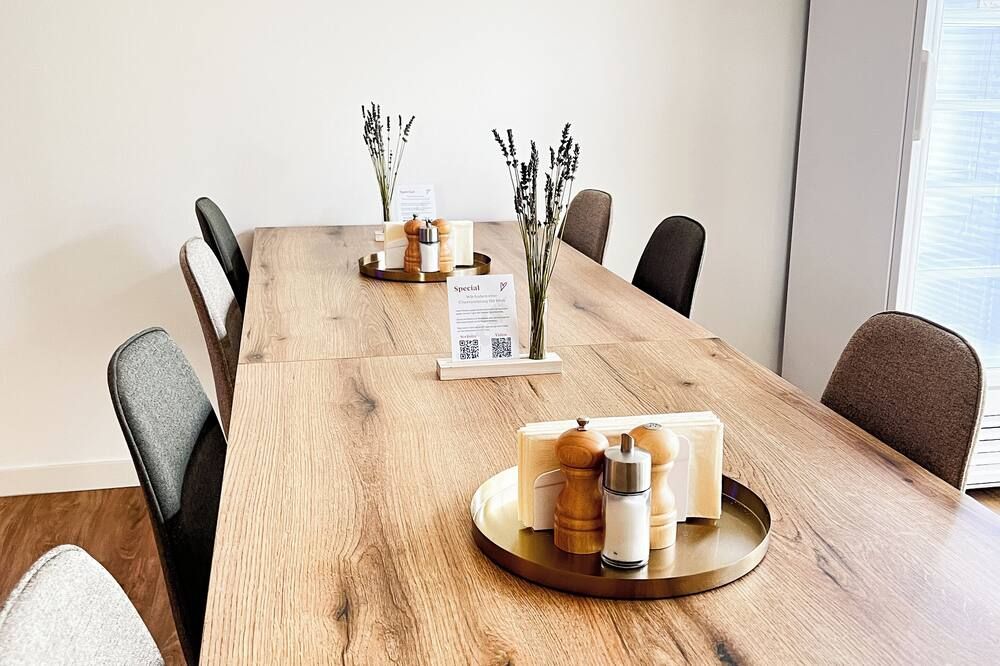 Qonroom - Detmold - shared kitchen - BBQ - App9 - Detmold - Eetruimte