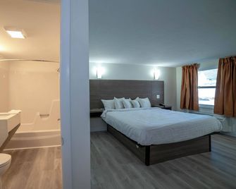 Viking Shores Motor Inn - North Eastham - Schlafzimmer