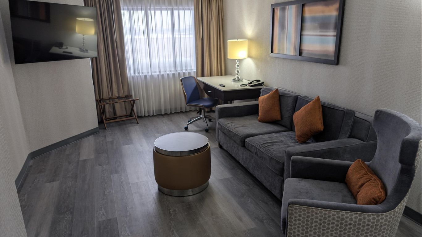 Best Western Plus Miamisburg-Dayton Suites, Banquets & Hotel