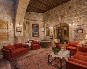Hotel Temenni Evi - אורגופ - טרקלין