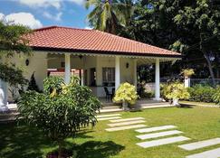 Green Grass Garden - Negombo - Building