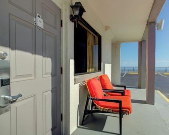 La Bella Oceanfront Inn - Daytona Beach