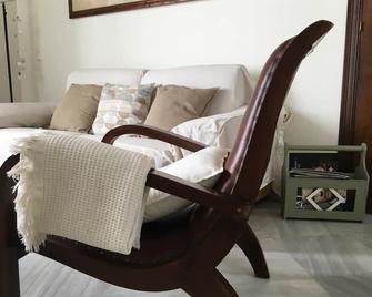 Luxury Apartment With Private Terrace And Parking. (Wifi) - El Puerto de Santa María - Living room