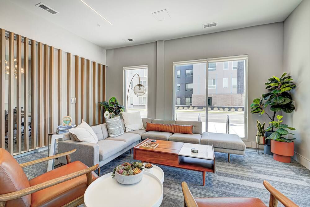 1 King Bed/1Bth - Broad Ripple - Indianápolis - Sala de estar