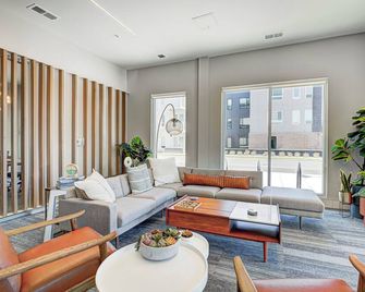 1 King Bed/1Bth - Broad Ripple - Indianápolis - Sala de estar