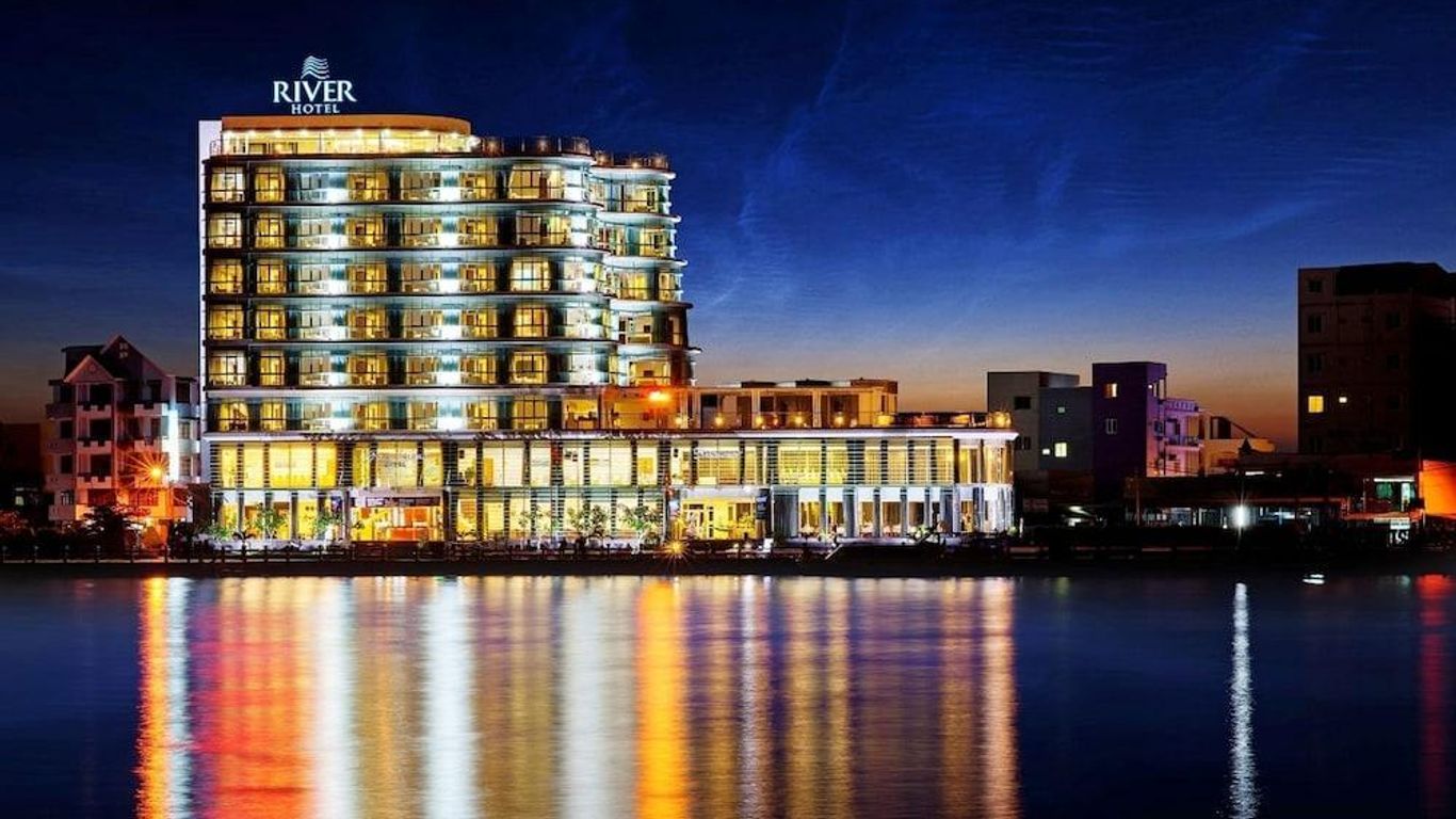 River Hotel Ha Tien