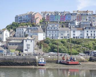 Golden Vanity, Maritime Suites - a suite that sleeps 2 guests in 1 bedroom - Brixham - Gebäude